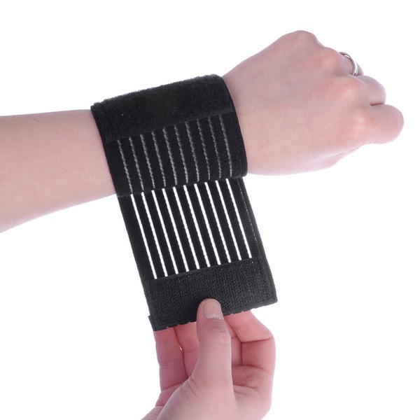 Silapro Wrist Support Bandage, 7.5 x 31 cm