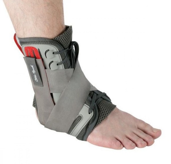Malleo Sprint 50S3 Ankle Brace: Size L, Reinforced Lace-Up Support
