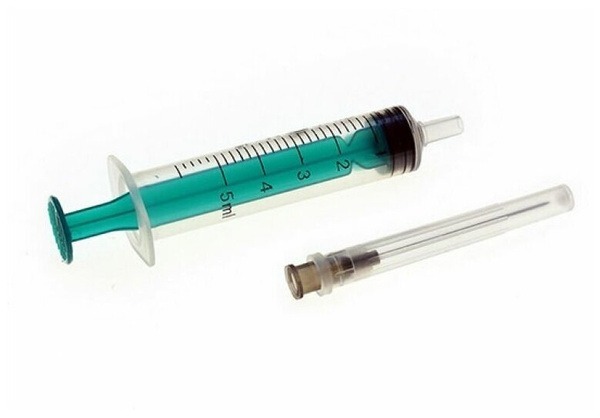 Sterile 5ml Medical Syringe with Needle (0.7x40mm) - 25 Pack - Sitek Med