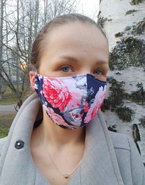 Ergonomic Knitted Peony Mask (MaskPion)