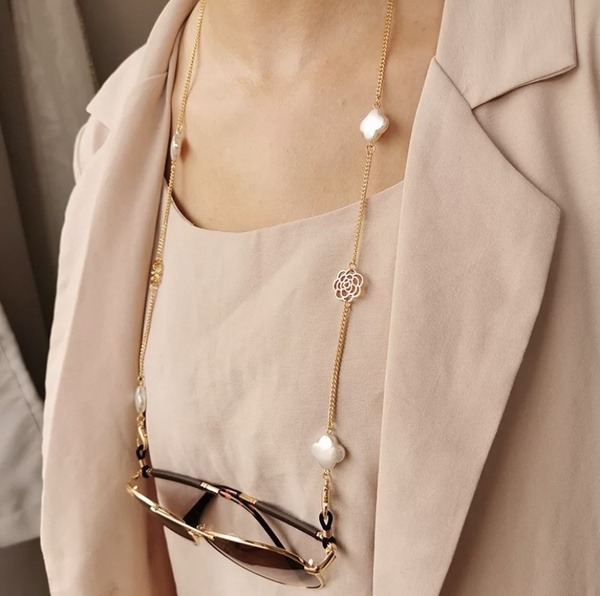 Luxury Rose Gold Chain Sunglasses Decor LV Accessory