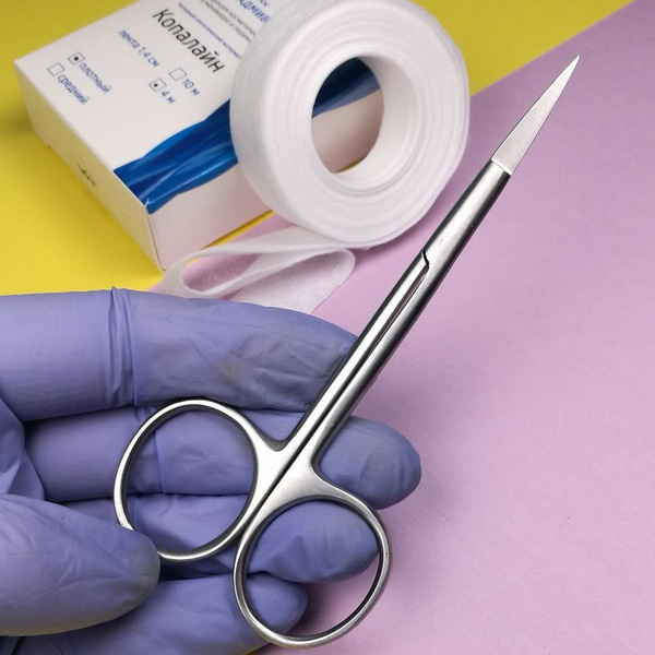 Copaline 1.4cm x 4m Heavy-Duty Tape with Free Scissors