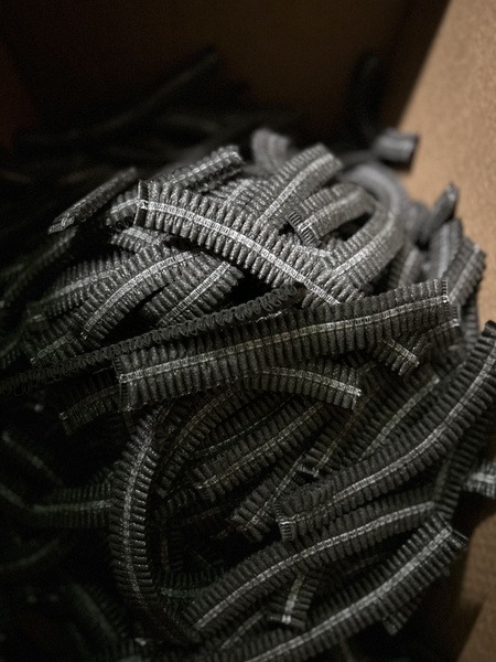 Black Disposable Medical Caps (Clip Charlotte), 100-Pack