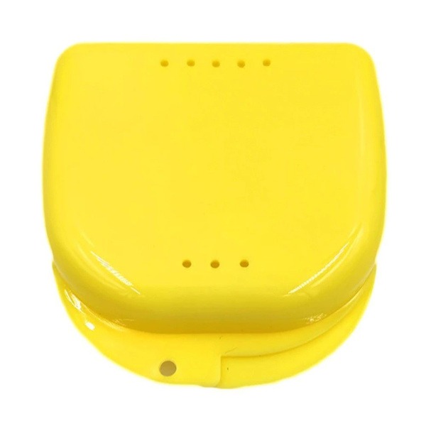 Small Yellow Dental Prosthesis Case – Secure Storage for Dentures, Retainers, and Aligners
