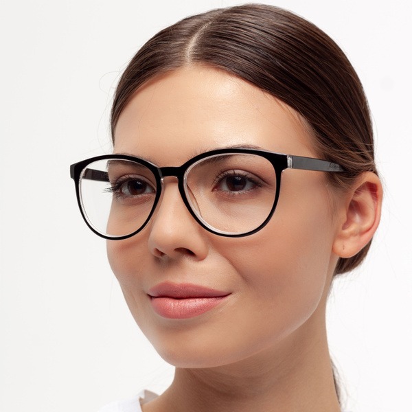 Ready-to-Wear Eyeglasses: Black Round Frames (-2.25 Diopter)