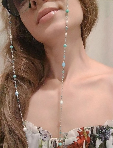 Luxury Eyeglass Chain with Genuine Freshwater Pearls
