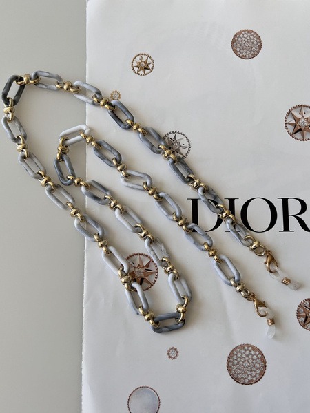Eyeglass Chain/Cord: Stylish & Secure Holder