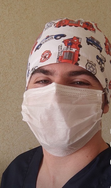 Double-Sided Medical Bouffant Cap: "Rescue Vehicles & White"