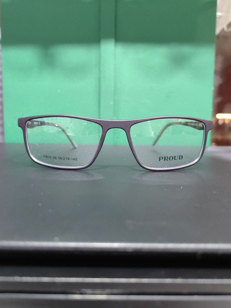 Unisex Carbon Fiber Eyeglass Frames - Proud Collection