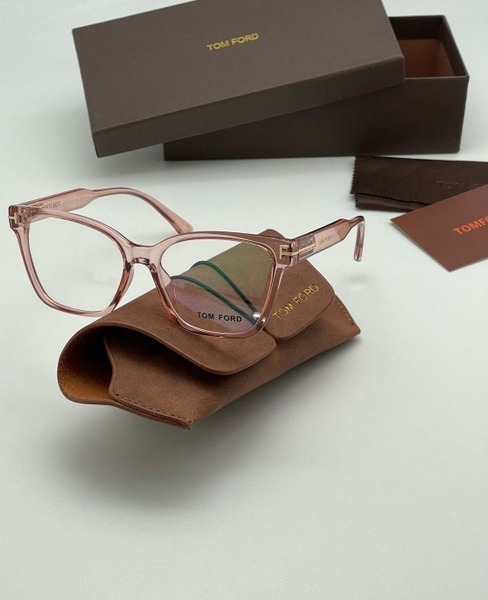 Unisex Eyeglass Case Set: Glasses Case, Cleaning Cloth & Box