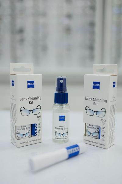Zeiss Spray & Wipe Lens Cleaning Kit
