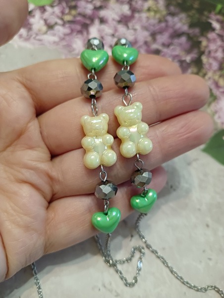 BIGYKMA Eyeglass Chain with Gummy Bears #2