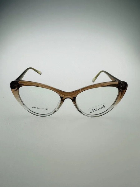 Eyeglass Frames: Stylish & Versatile Frames for Every Face Shape