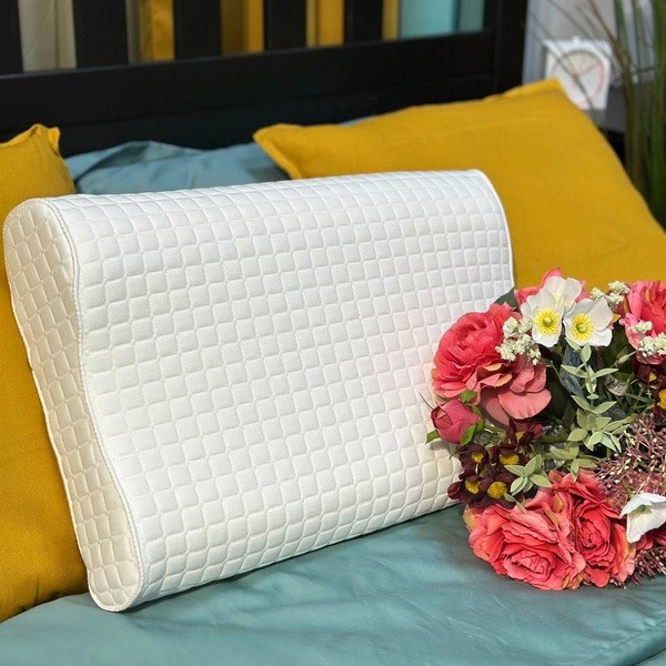 IKEA ROSENSKÄRM 33x50cm Pillow