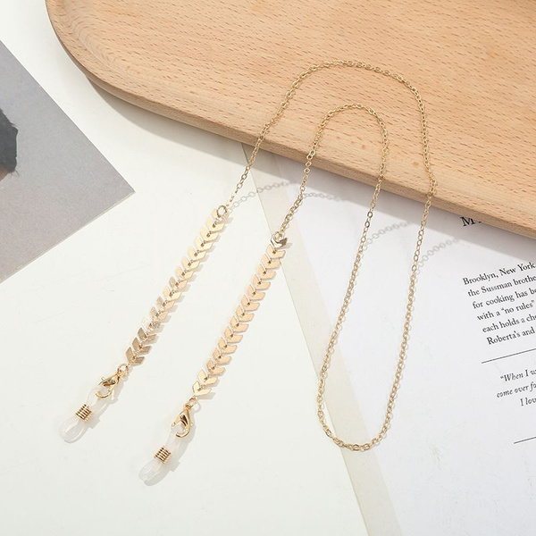Sunglasses Chain for Women: Stylish Eyeglass Holder & Cord