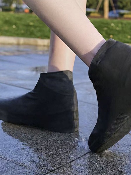 Waterproof Shoe Covers: Reusable, Durable, Sizes 32-40 (Black)