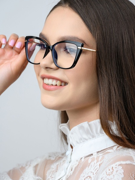 Everyday Flex Frames: Clear Lens Eyeglasses