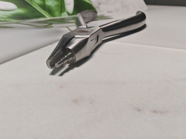 Omega-Shaped Orthodontic Forming Instrument