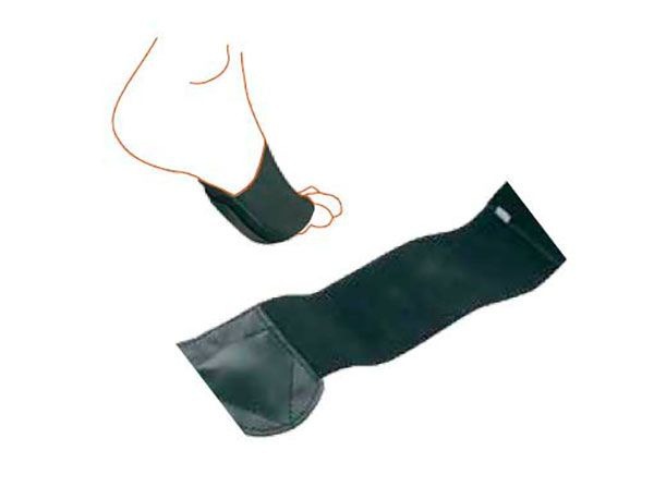 820 Model: Ankle Support with Cross Straps