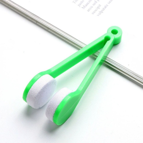 Microfiber Glasses Cleaning Cloth & Brush