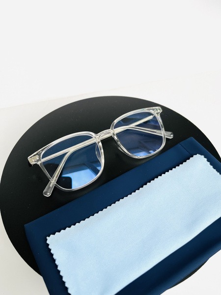 Computer Glasses with Blue Light Protection: Clear Frame