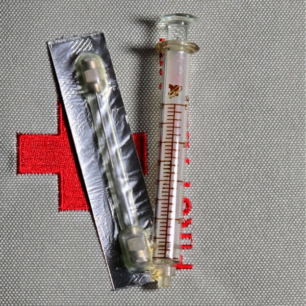 2ml Glass Syringe with Needles