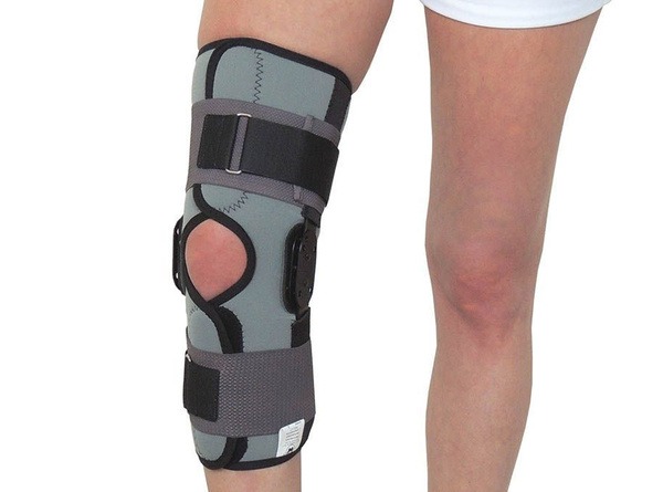 Hinged Knee Brace: Adjustable & Removable