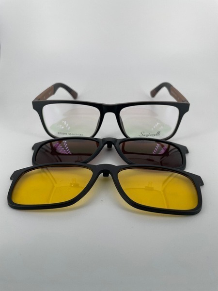Santarelli ST2298 Magnetic Clip-On Sunglasses: Plastic Frame, 2 Lenses