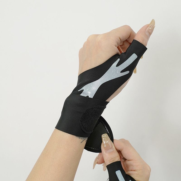 Wrist Brace & Hand Support: Universal Size