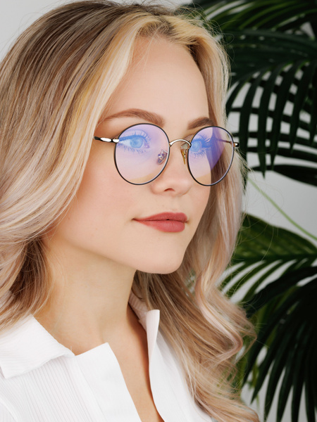 Women's Computer Glasses: Stylish & Protective