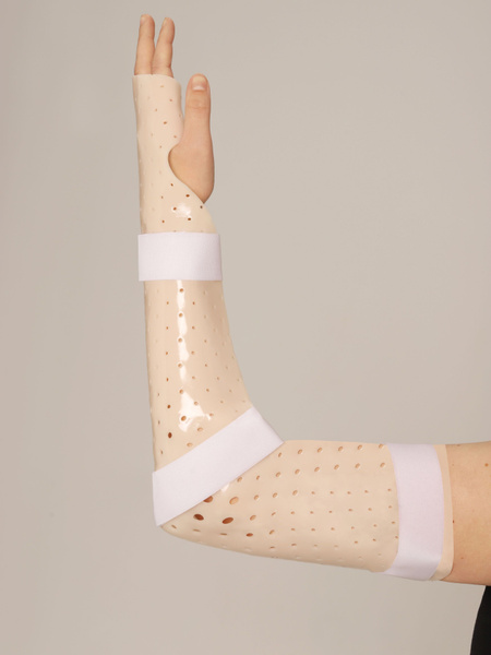 Elbow Brace: Plastic Elbow Splint