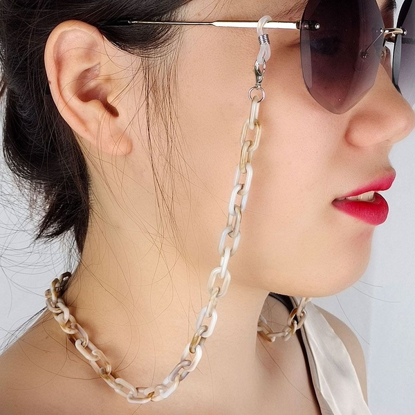 Eyeglass Chains: Styles & Trends