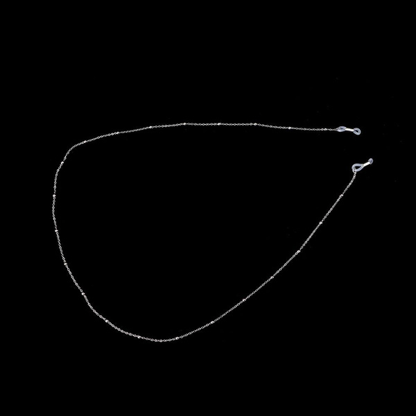 Eyeglass Chains: Styles & Trends