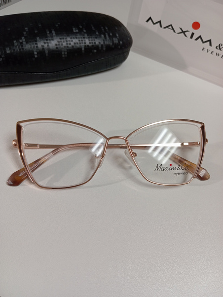 Maxim&Co Eyeglass Frames