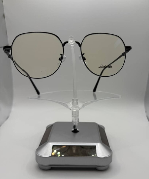 Eyeglass Frames: Wholesale & Manufacturing