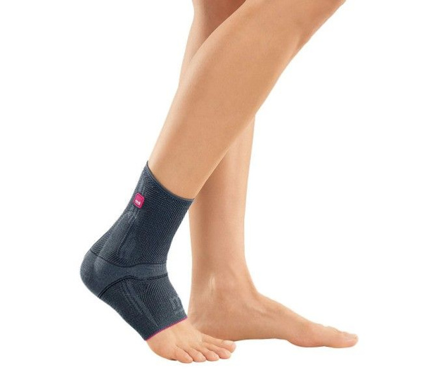 LEVMED Ankle Brace with Silicone Gel Pads