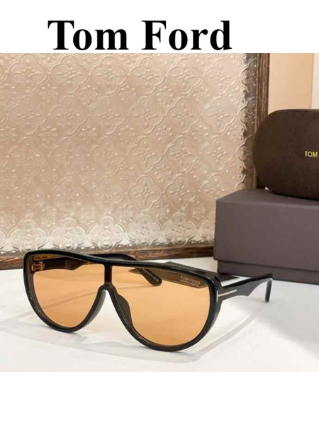 Tom Ford FT1182 Sunglasses Holder