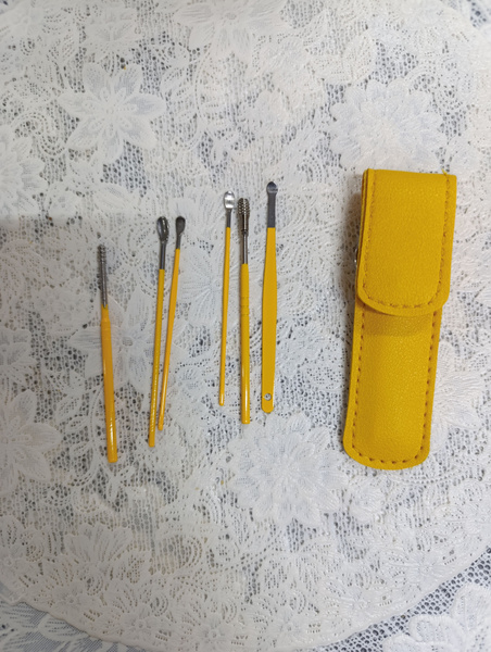 6-Piece Ear and Nose Cleaning Tool Set