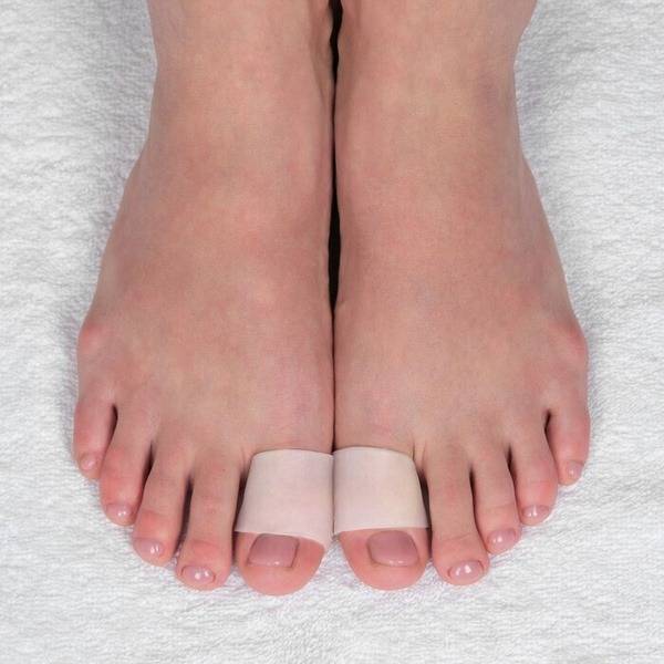 Silicone Toe Protector Sleeves (Pair), White