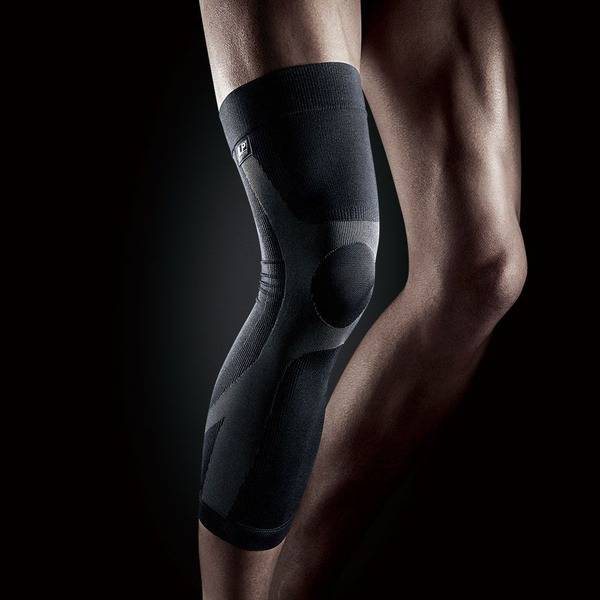 LP Support EmbioZ Extended Compression Knee Sleeve, Size S - Black, Universal Fit (Nylon/Elastane)