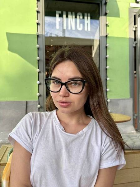 Paradise Elegant Cat Eye Plastic Eyeglass Frame for Women