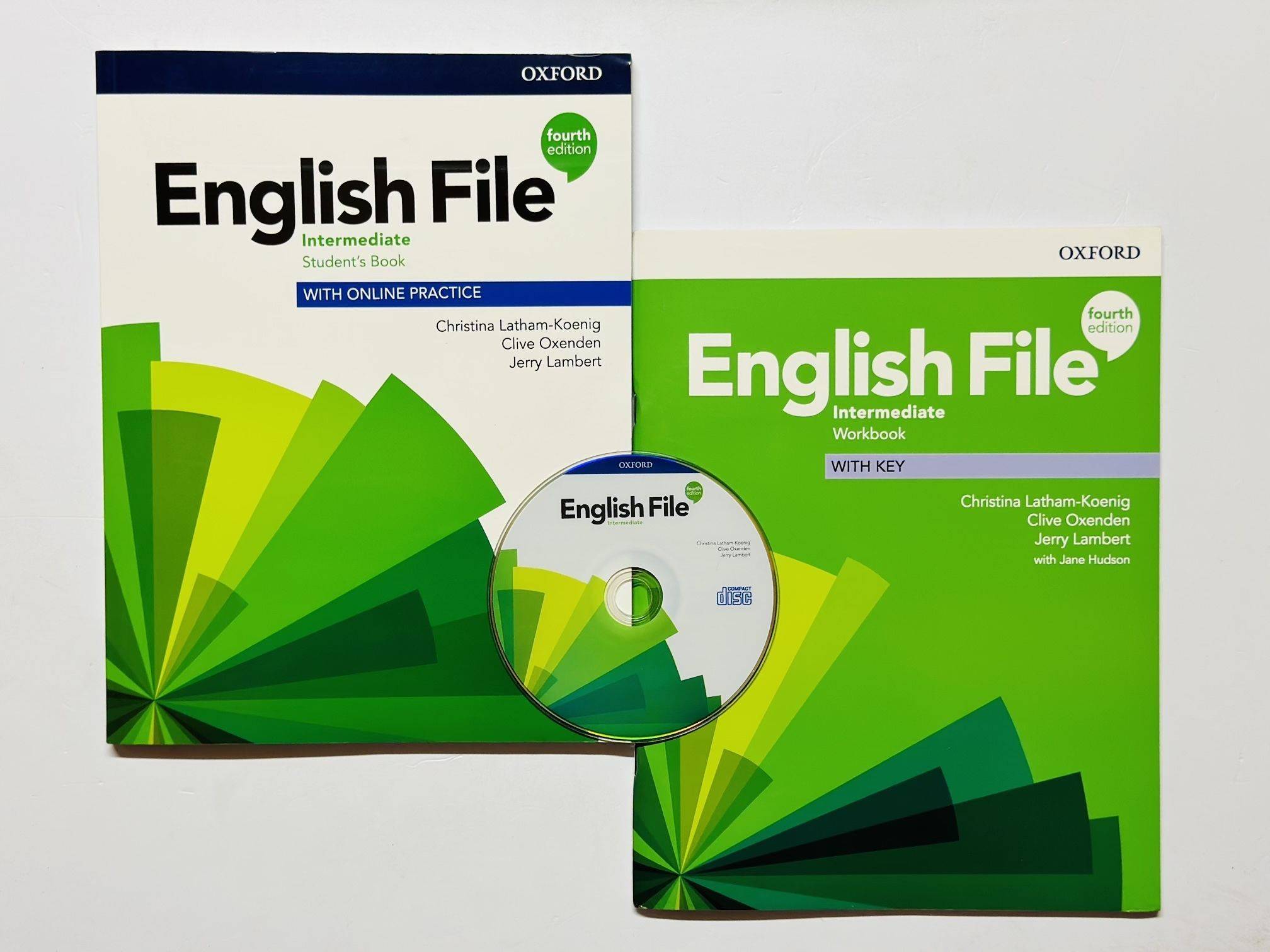 English File Intermediate 4th Fourth edition Комплект Student's Book + Workbook + CD | English File Intermediate 4th Edition: Student's Book and Workbook Pack with CD