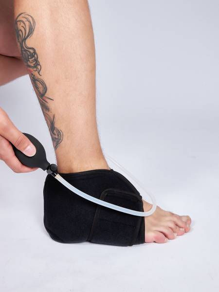 SMART ICE Cryocompression Ankle Brace, Universal, Black