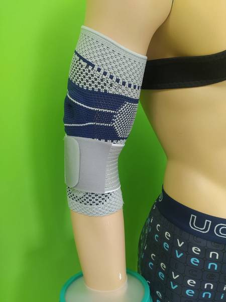 EpicoMed Elbow Brace with Strap - Size M