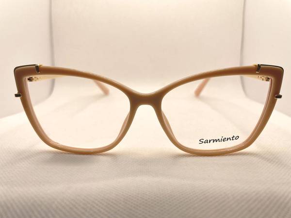 Sarmiento Corrective Eyeglass Frame