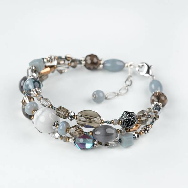 Diana Savitskaya: Gemstone Bracelet