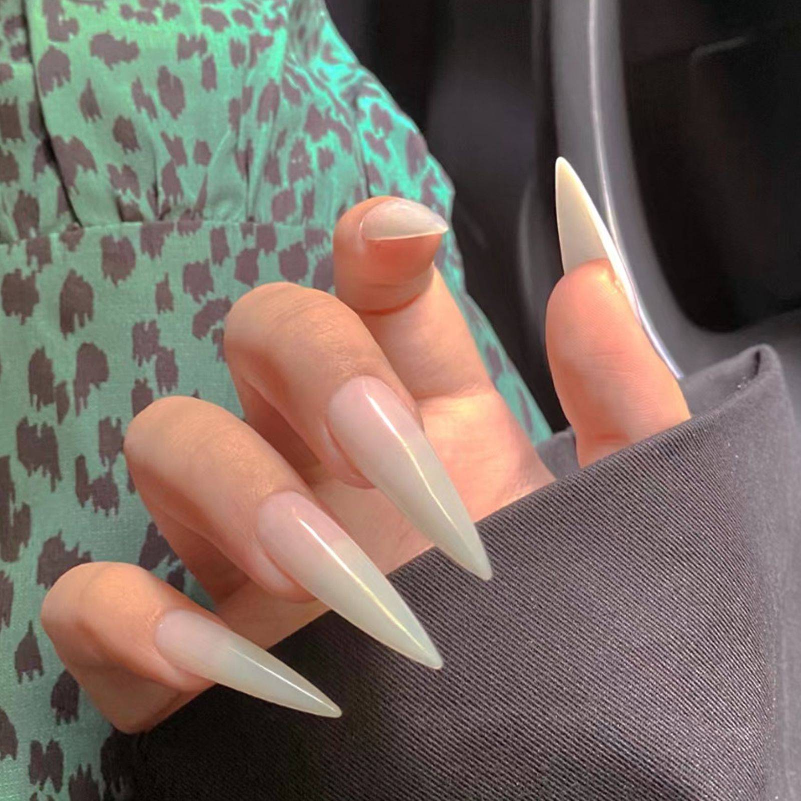 Transparent White Long Stiletto False Nails Acrylic