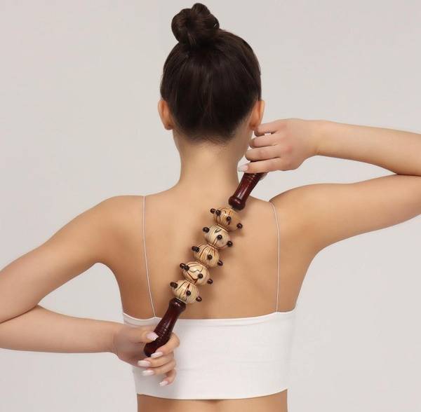 Wooden Roller Massager: 36.5 x 5.8 cm, 5 Spiked Balls