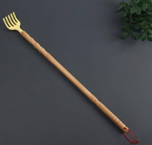 Wooden Back Scratcher & Massager (44.5 x 4.2 x 2.5 cm)
