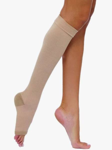 Center Compress Compression Calf Sleeves Cream Size 4, 1 Pair